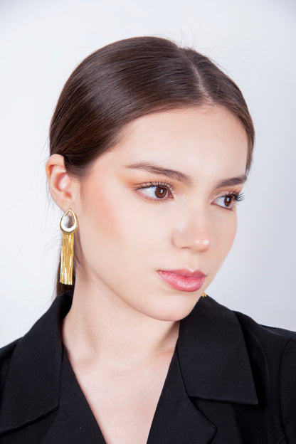 Aretes Más